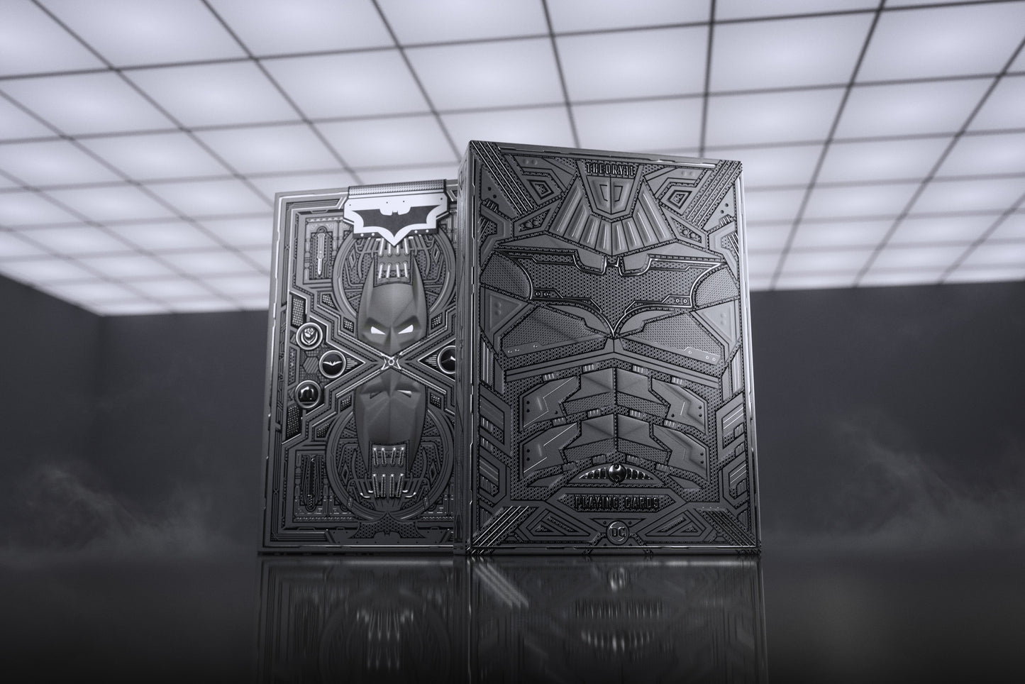 THE DARK KNIGHT Premium Playing Cards Photo1