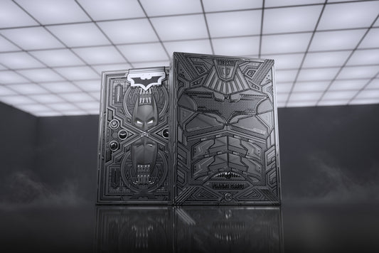 THE DARK KNIGHT Premium Playing Cards Photo1